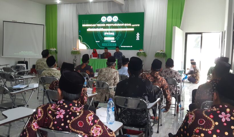 Suasana Kegiatan BIMTEK Penyusunan Soal HOTS