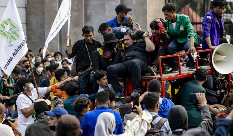 demonstrasi mahasiswa