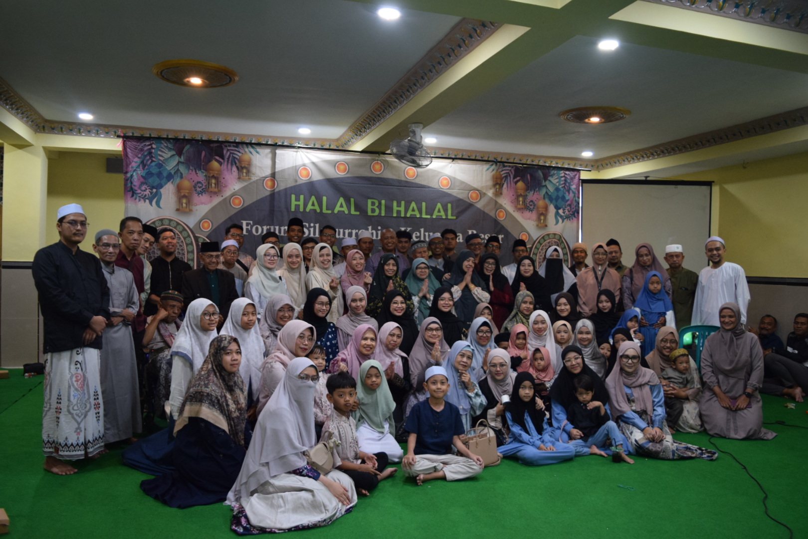 Tradisi Halal bi Halal sebagai ekspresi budaya saling memaafkan di moment Idul Fitri